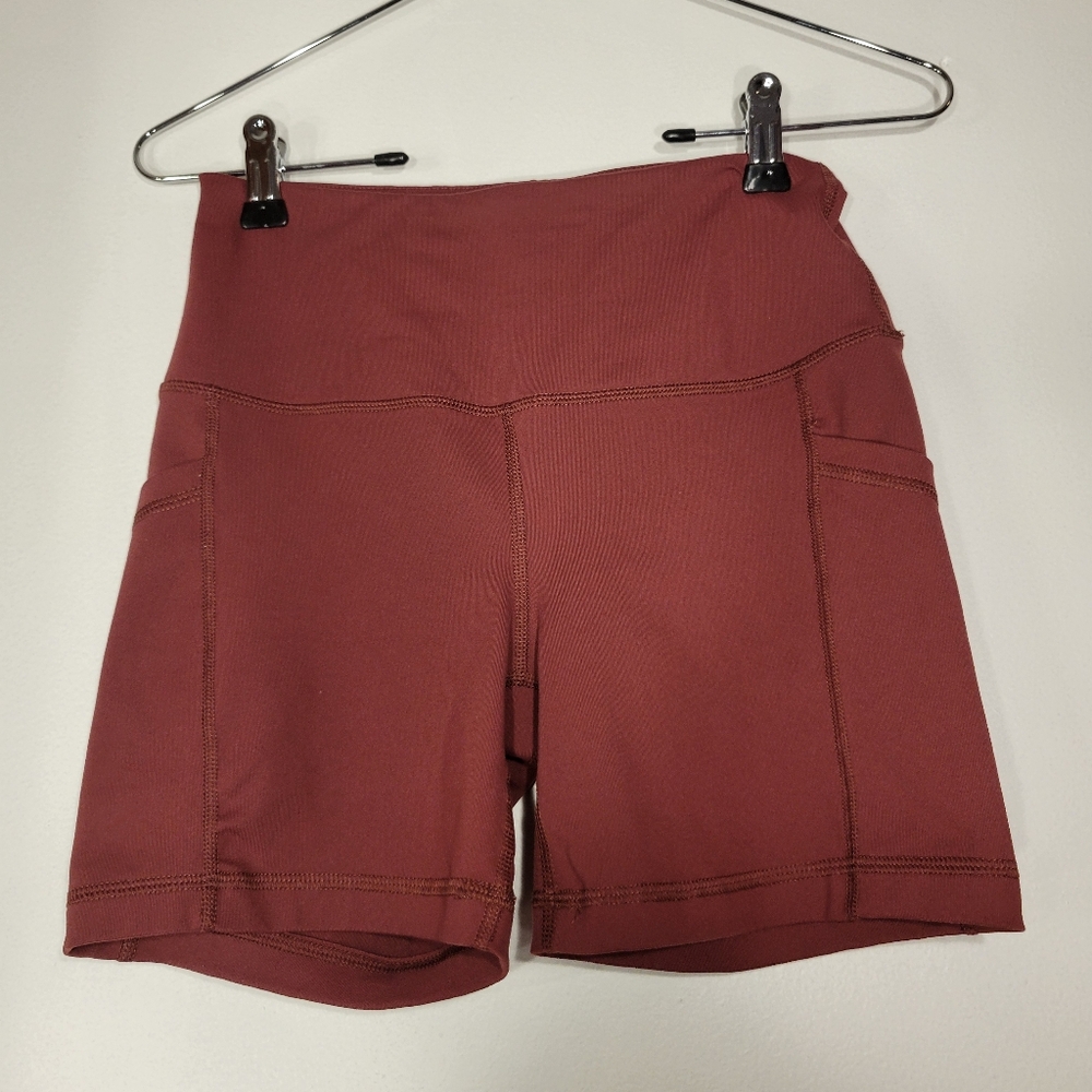 90 Degree By Reflex Women's Burgundy Shorts - Picture 3 of 3